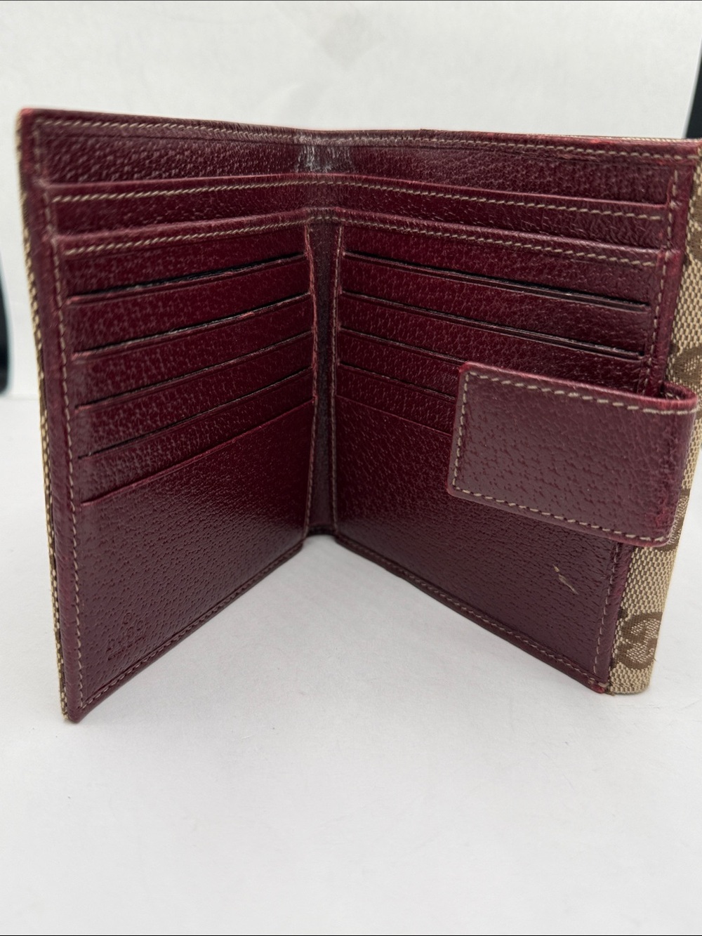 Gucci Beige Monogram Canvas Small Compact Wallet with Leather Trim Bi-Color - Picture 13 of 15